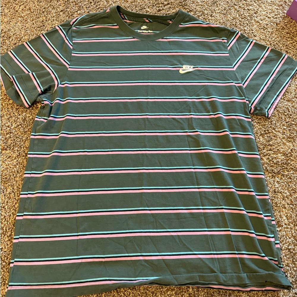 Nike Men's Dark Green Striped Tee